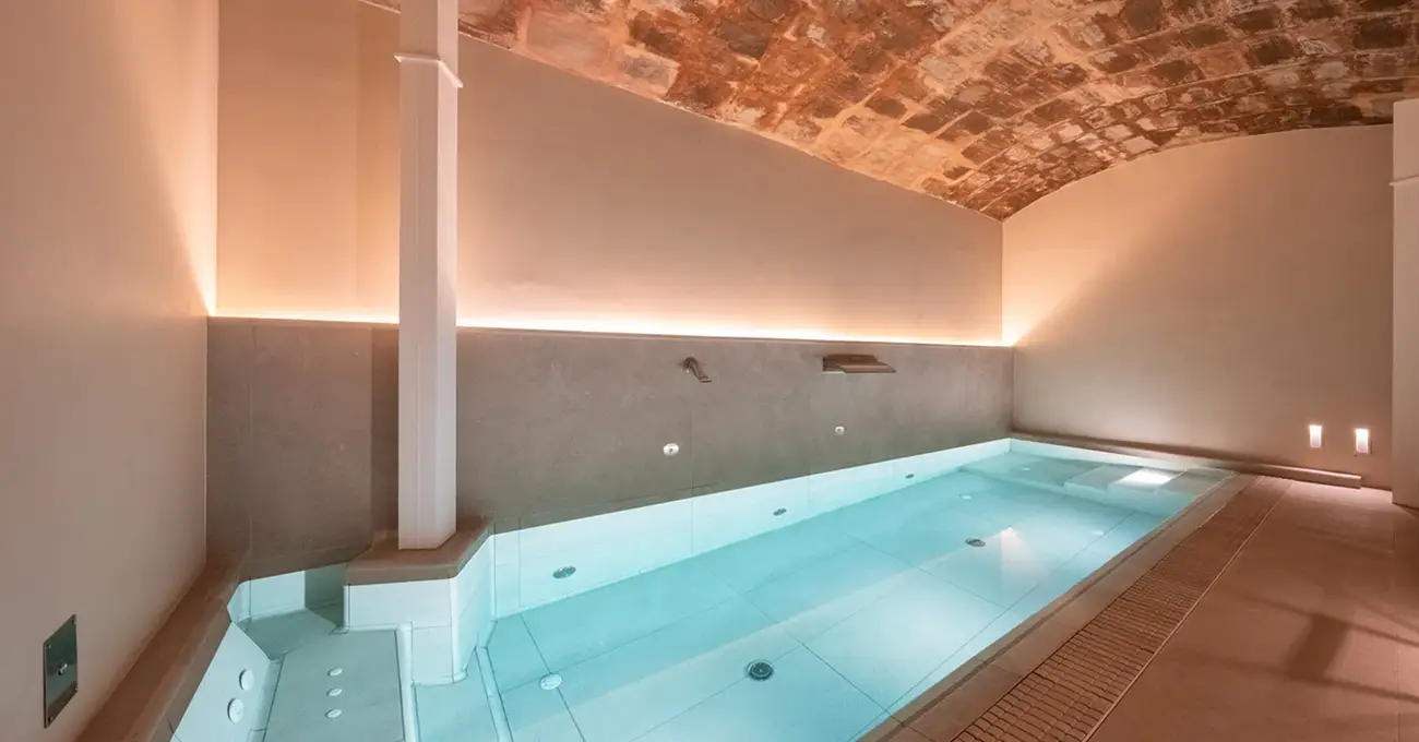 LS004CN-R.Web-0002 1