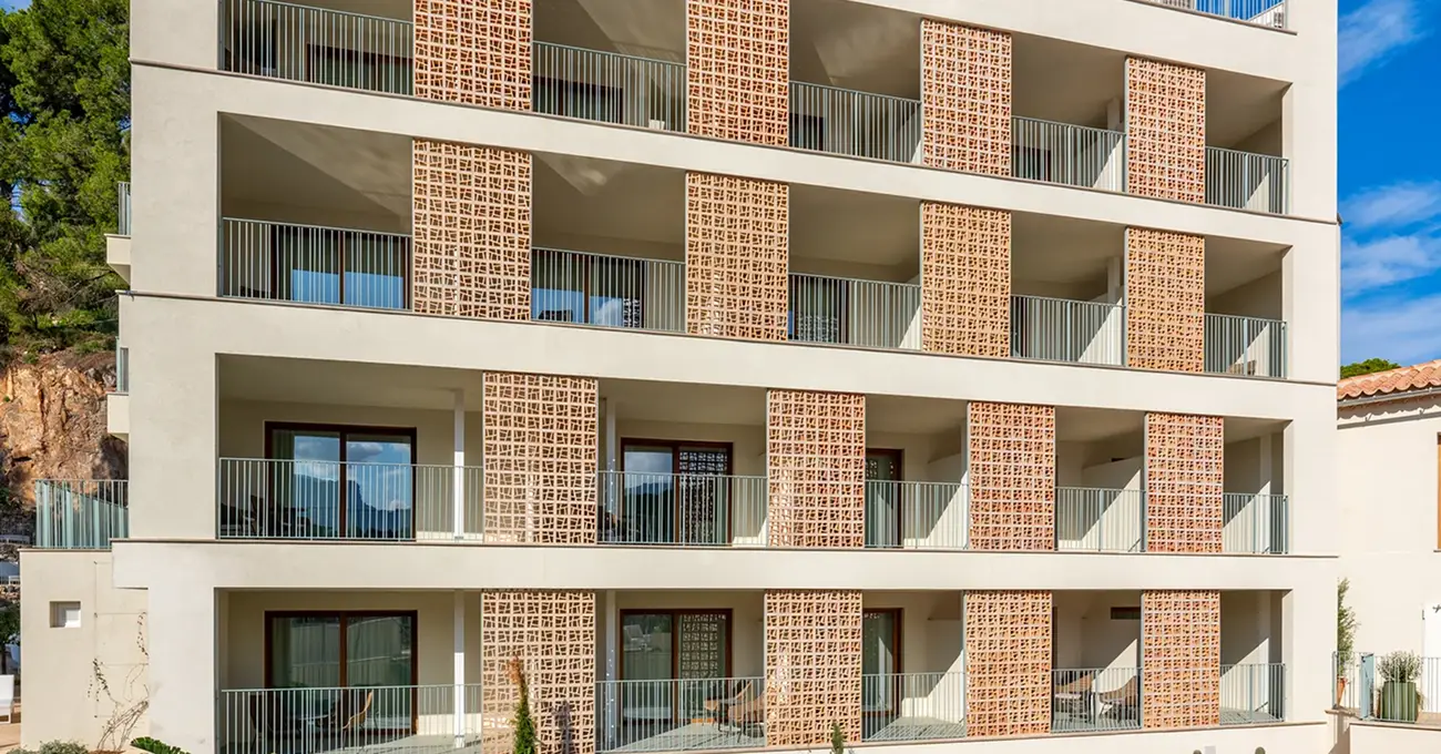 LS004CN-R.Web-0032 1