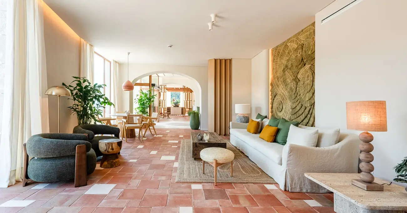 LS004CN-R.Web-0052 1