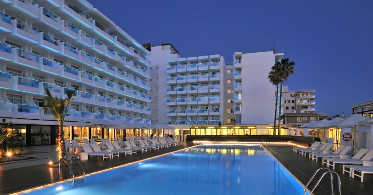 k5uc54an_1_Copia-de-General-view_night-e1713782042507 1